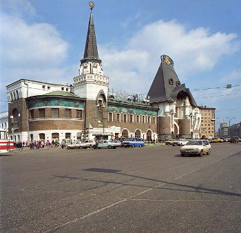 Комсомольская площадь